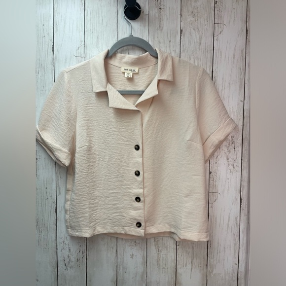 Faith and Joy, Cream Color Two piece- Shirt and pants Size Petite Small - Picture 4 of 16